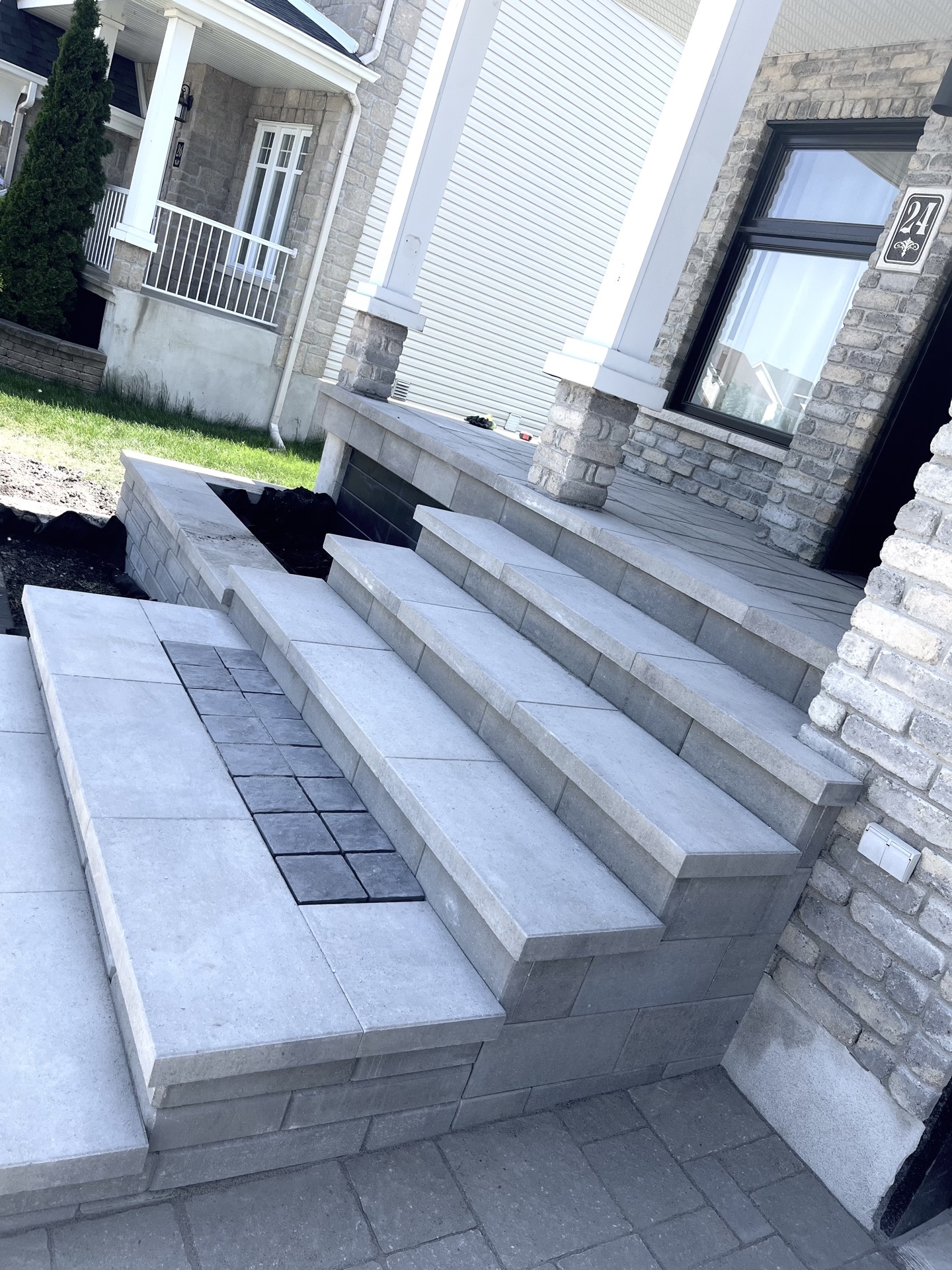 GALLERIE_ENTREE-ESCALIER_10